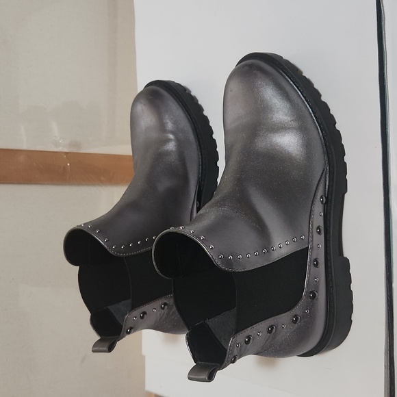 Charles David Radar Bootie - Picture 4 of 10